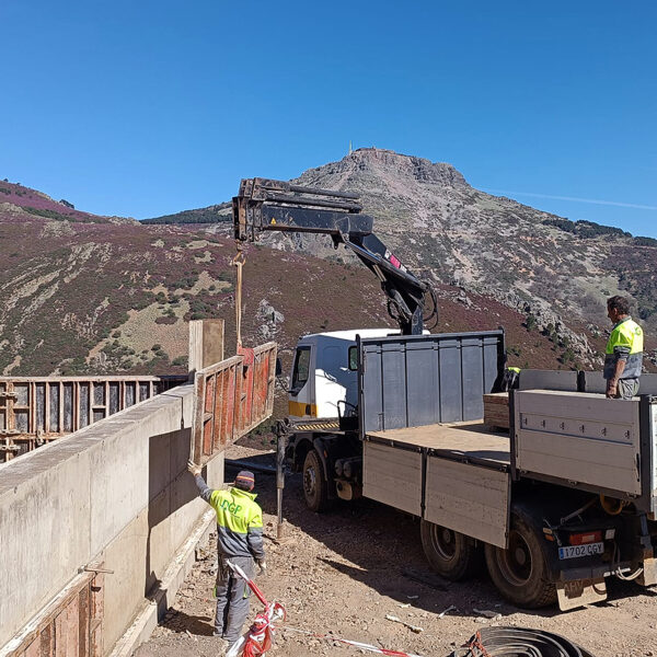 Obras y medio ambiente, obra hidráulica Obras y medio ambiente, obra hidráulica